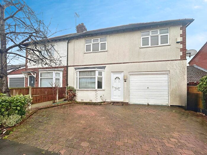 3 Bedroom Semi Detached House To Rent In Oaklands Avenue, Littleover, Derby, DE23
