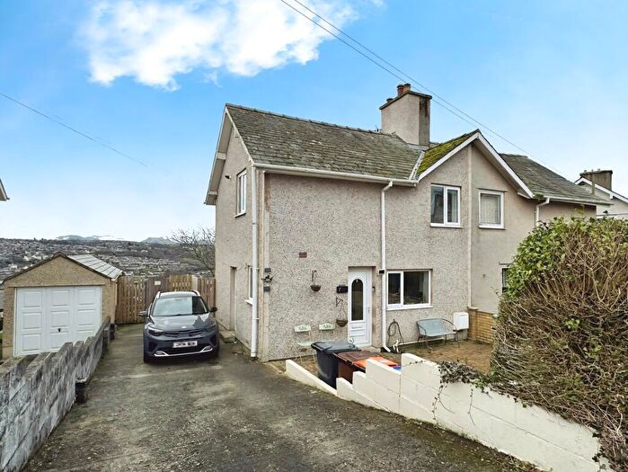 3 Bedroom Semi-Detached House For Sale In Hill Top Road, Whitehaven, Cumbria, CA28