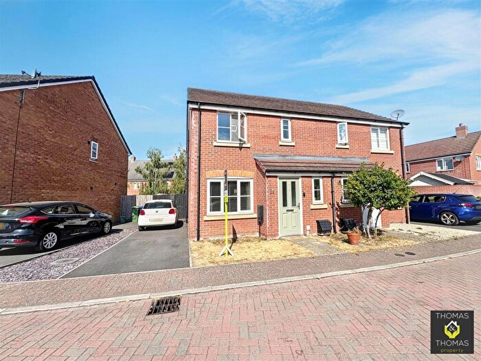 3 Bedroom Semi Detached House For Sale In Gwinnett Drive, Longford, GL2