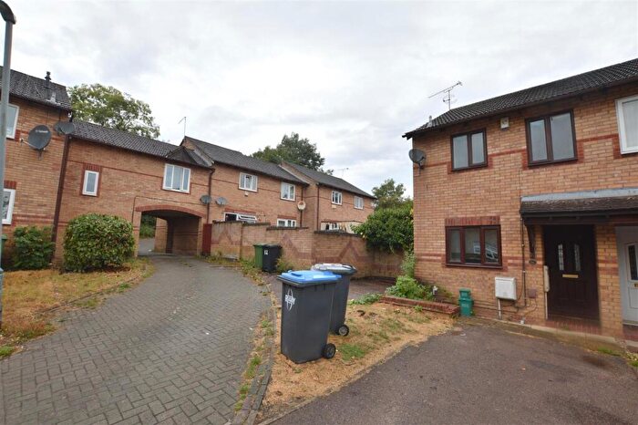 2 Bedroom End Of Terrace House To Rent In Mosedale, Rugby, CV21