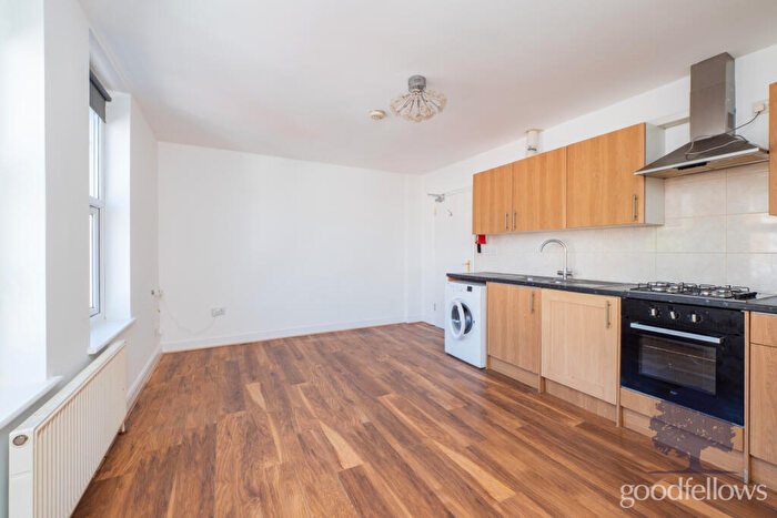 2 Bedroom Apartment To Rent In Stafford Road, Wallington, SM6