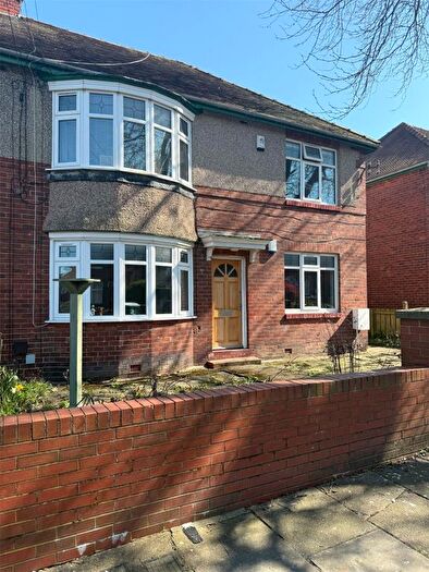 2 Bedroom Flat To Rent In Strathmore Road, Gosforth, Newcastle Upon Tyne, Tyne Amp; Wear, NE3