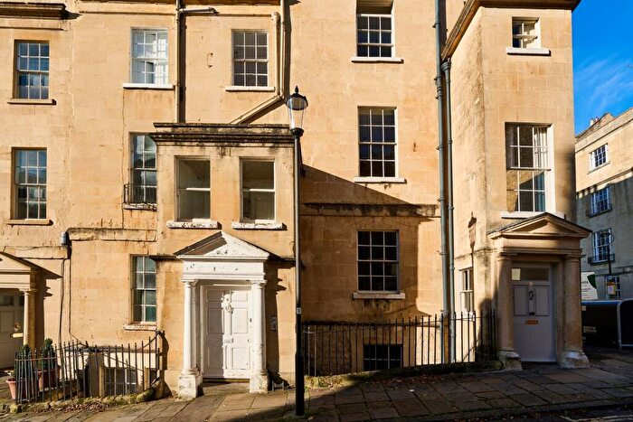 1 Bedroom Apartment For Sale In Park Street, Bath, BA1