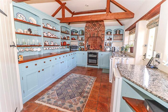 4 Bedroom Detached House For Sale In Livery Road, Winterslow, Salisbury, Wiltshire, SP5