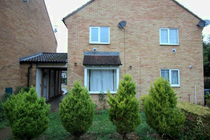2 Bedroom Semi-Detached House To Rent In Ashton Gardens, Huntingdon, PE29