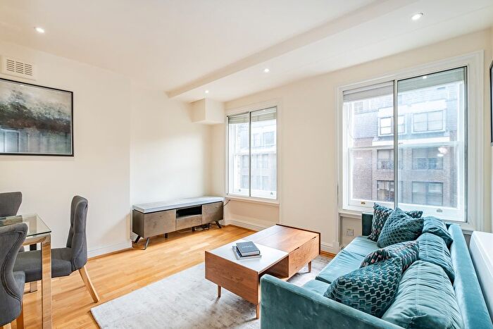 2 Bedroom Flat To Rent In Nottingham Place, London, W1U