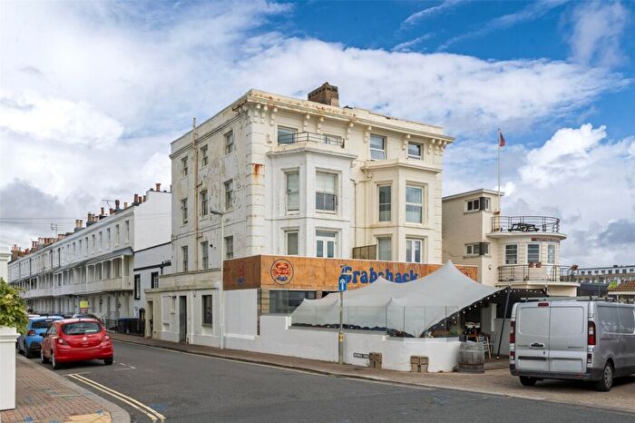 1 Bedroom Flat For Sale In Marine Parade, Worthing, West Sussex, BN11