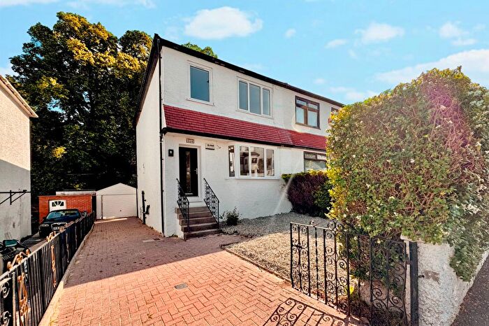 3 Bedroom Semi-Detached House For Sale In Orchard Park Avenue, Thornliebank, Glasgow, G46