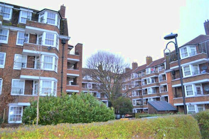 2 Bedroom Flat To Rent In Crane Court, Emlyn Gardens, Acton / Shepherd's Bush, London, W12