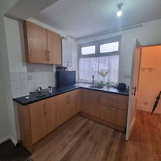 2 Bedroom Terraced House To Rent In White Hart Road, Plumstead, SE18