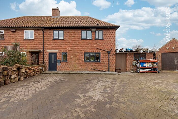 3 Bedroom Semi-Detached House For Sale In Well Green, Frettenham, Norwich, NR12