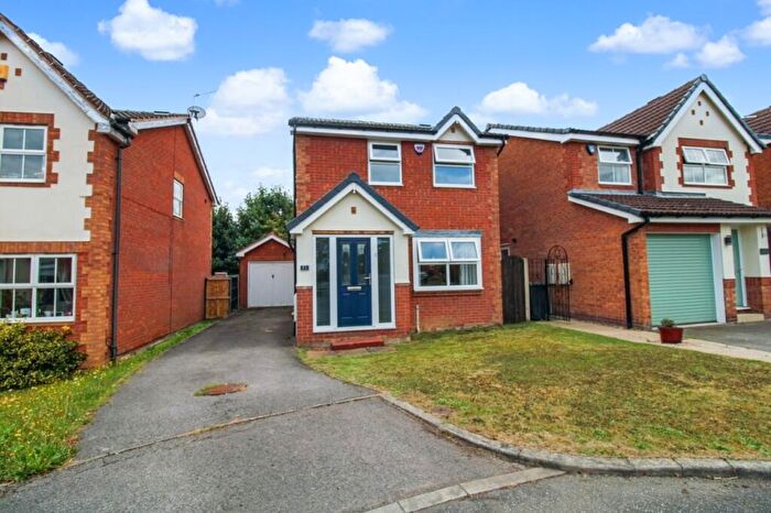 3 Bedroom Detached House For Sale In Millers Croft, Royston, Barnsley, S71