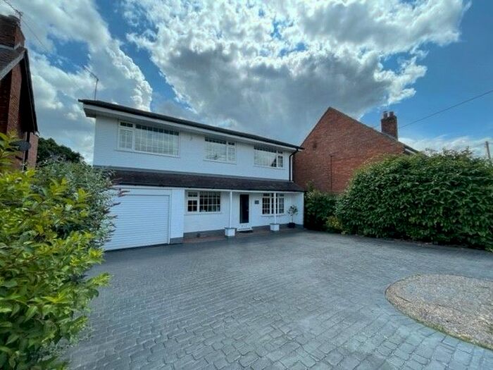 4 Bedroom Detached House To Rent In Shrewley Common, Shrewley, Warwick, CV35