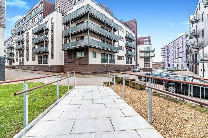 1 Bedroom Flat To Rent In Isaac Way, Manchester, Greater Manchester, M4