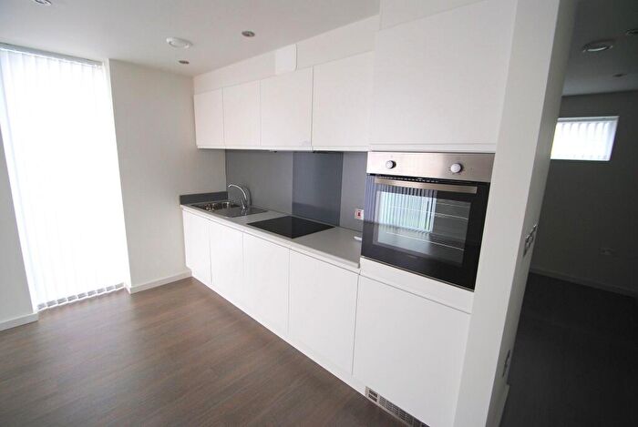 1 Bedroom Flat To Rent In Palmerston Road, Bournemouth, BH1