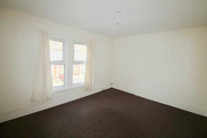 2 Bedroom Terraced House To Rent In 2 Bedroom House- Elm Park Road, Reading, RG30