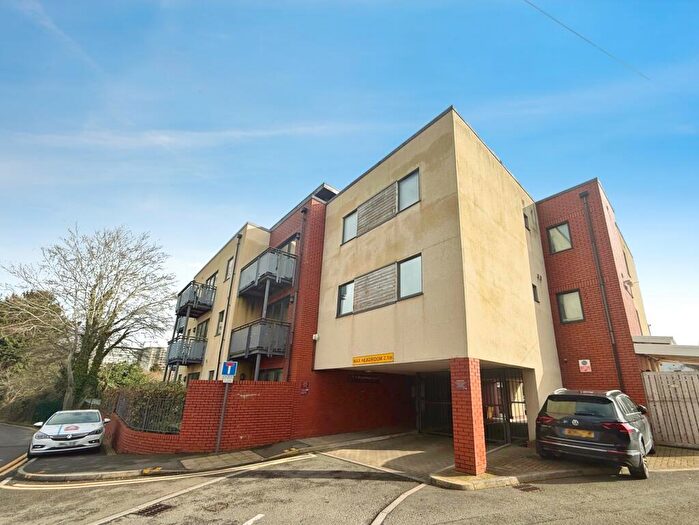 2 Bedroom Flat To Rent In Sachville Avenue, Cardiff, CF14