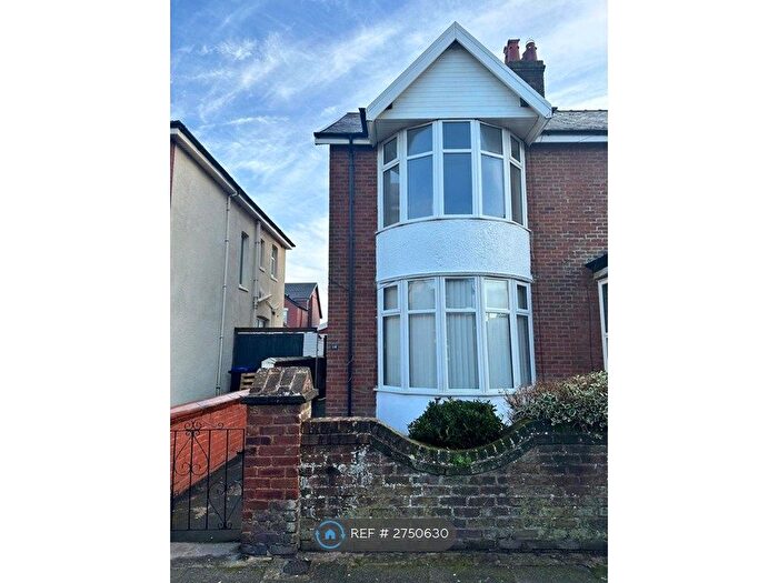 3 Bedroom Semi Detached House To Rent In Arlington Avenue, Blackpool, FY4