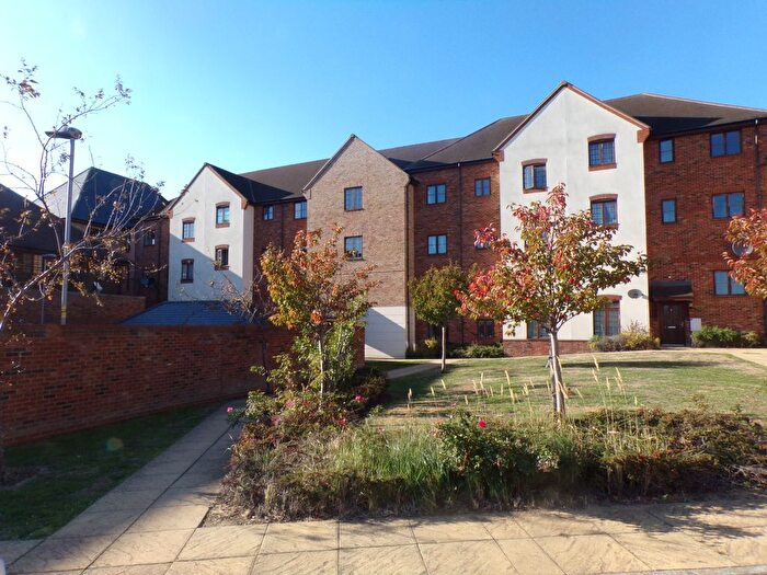 1 Bedroom Flat To Rent In Maida Vale, Milton Keynes, MK10
