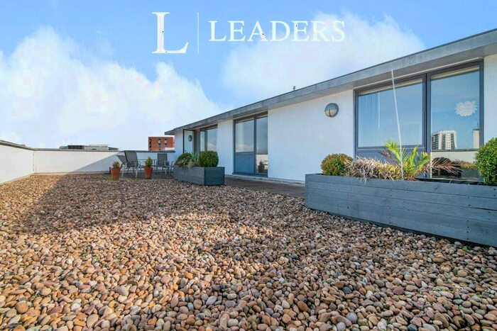 3 Bedroom Apartment To Rent In Penthouse, Ryland, B16