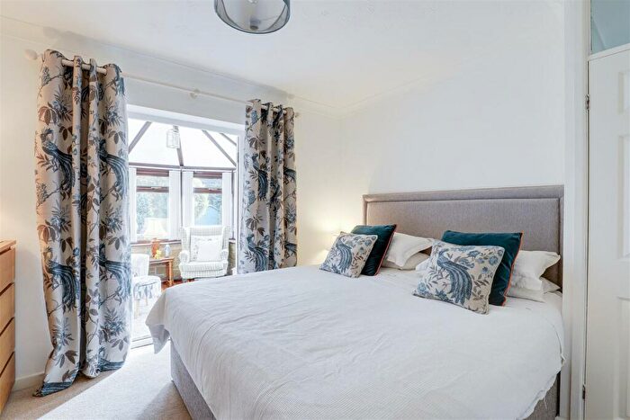2 Bedroom Detached Bungalow For Sale In The Green, Huthwaite, Sutton-In-Ashfield, Nottinghamshire, NG17