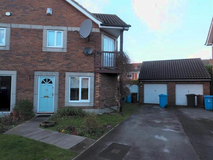 3 Bedroom Property To Rent In Ha'penny Bridge Way, Victoria Dock, Hull HU9