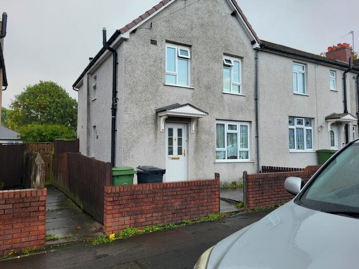 3 Bedroom Semi-Detached House To Rent In Bunns Lane, Dudley, DY2