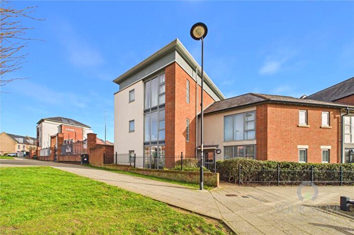 2 Bedroom Flat For Sale In Scribers Drive, Upton, Northampton, Northamptonshire, NN5