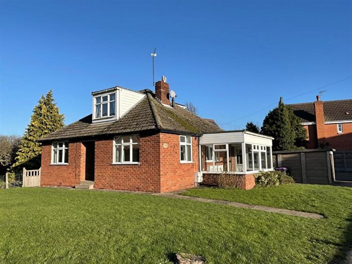 3 Bedroom Detached Bungalow To Rent In Water Lane, Long Bennington, Newark, NG23
