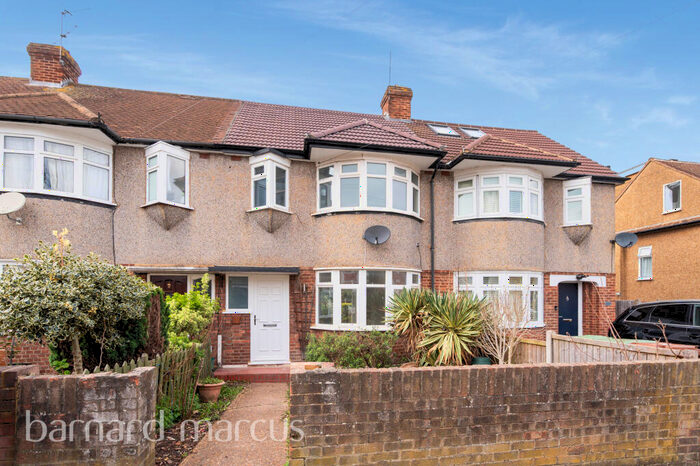 3 Bedroom House To Rent In St. Philips Avenue, Worcester Park, KT4