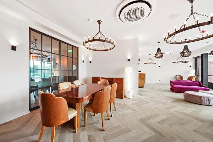 Studio To Rent In Lowlands Road, Harrow, Middlesex, HA1