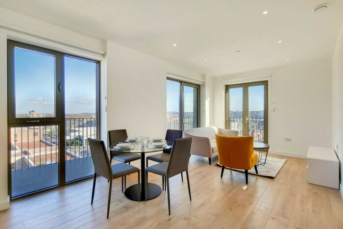 1 Bedroom Flat To Rent In Galley House, London, E16