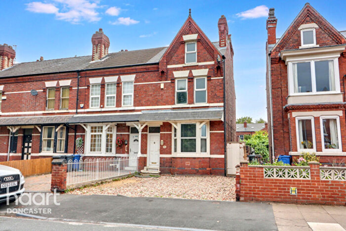 3 Bedroom End Of Terrace House For Sale In St Marys Road, Doncaster, DN1