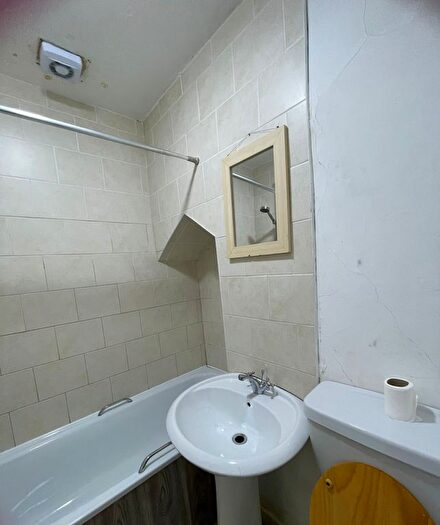 1 Bedroom Property To Rent In Duncan Road, Manchester, M13