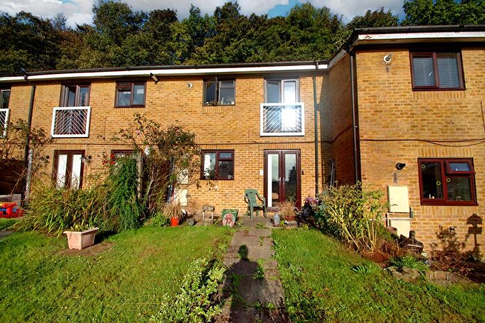 1 Bedroom Property For Sale In Ranston Close, Denham, Uxbridge, UB9