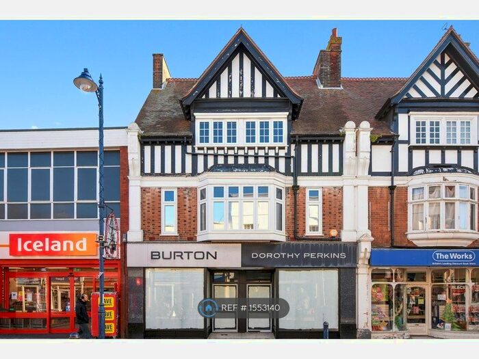 3 Bedroom Flat To Rent In Hamilton Road, Felixstowe, IP11