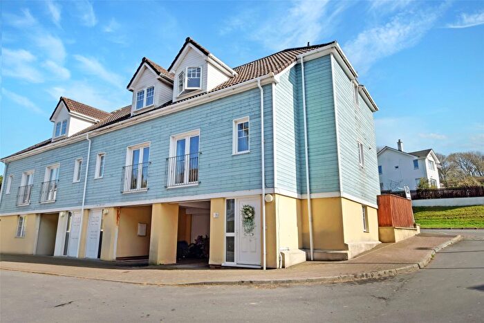 3 Bedroom End Terrace House For Sale In The Close, Barnstaple, Devon, EX32