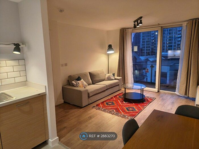1 Bedroom Flat To Rent In Blackfriars Road, Salford, M3