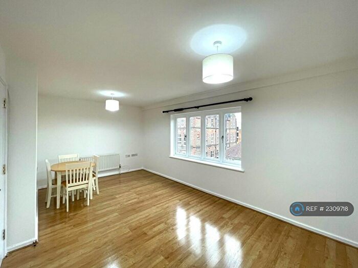 1 Bedroom Flat To Rent In Hearnshaw Street, London, E14