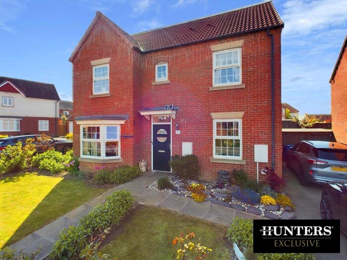 4 Bedroom Detached House For Sale In Mill Meadows Lane, Filey, YO14