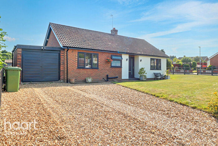 3 Bedroom Detached Bungalow For Sale In St Andrews Way, Necton, PE37