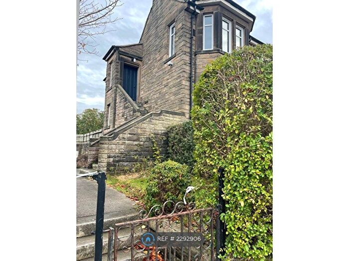 4 Bedroom Flat To Rent In Meggetland Terrace, Edinburgh, EH14