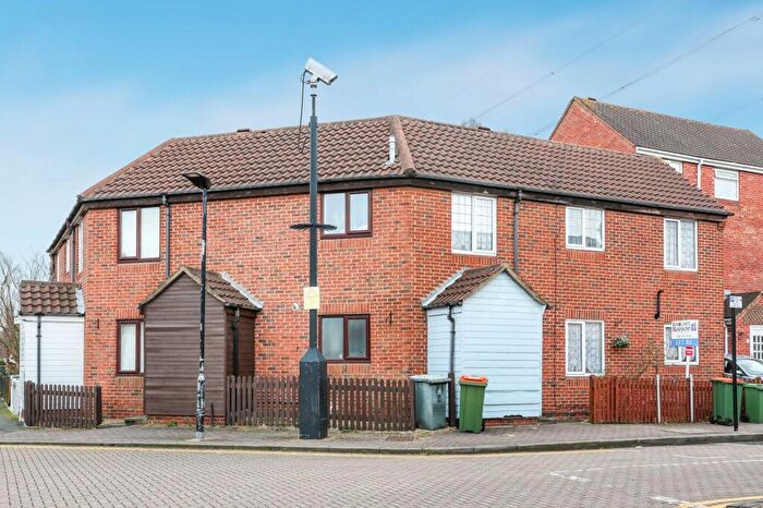 2 Bedroom Terraced House To Rent In Linton Gardens, London, E6