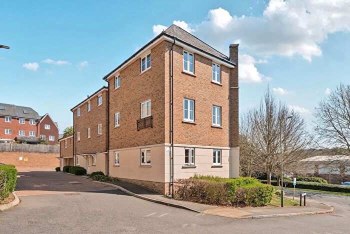 1 Bedroom Flat To Rent In Anstey Road, Farnham, GU9