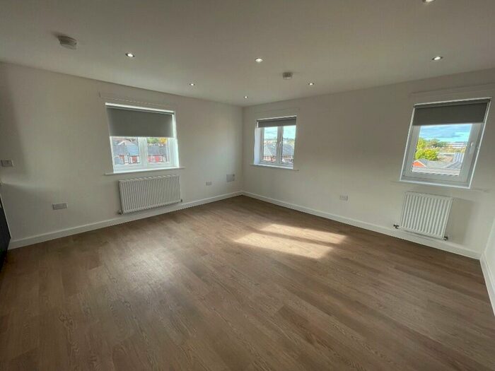 2 Bedroom Apartment To Rent In Ridings Apartments, Marksman Close, Mansfield, Nottinghamshire, NG18