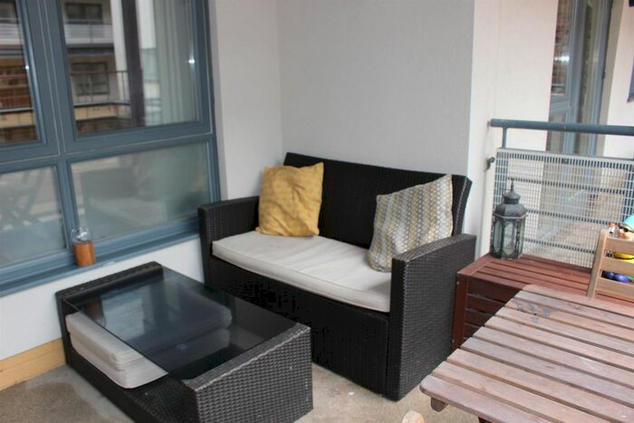 1 Bedroom Flat To Rent In Arthur Place, Birmingham, West Midlands, B1