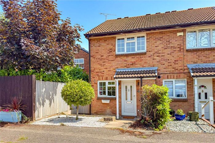 2 Bedroom End Of Terrace House To Rent In Harness Way, St. Albans, Hertfordshire, AL4