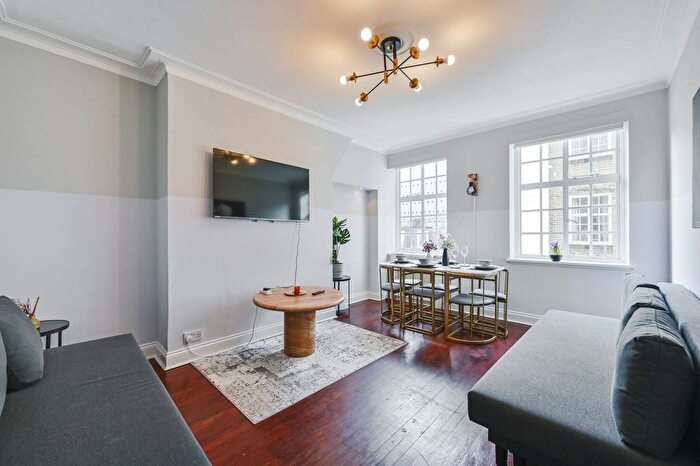 1 Bedroom Flat To Rent In Devonshire Street, Marylebone, London, W1W