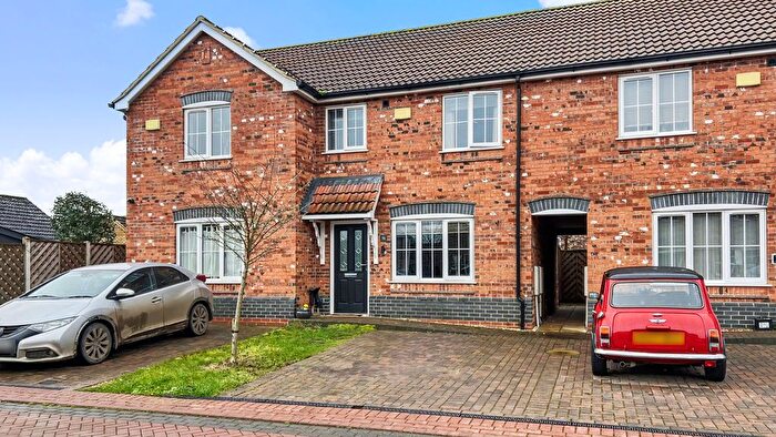 2 Bedroom Terraced House For Sale In Wheat Lane, Hibaldstow, DN20