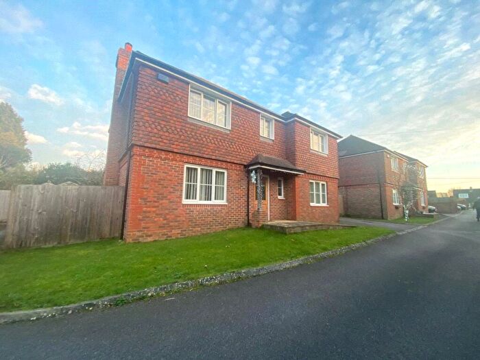 4 Bedroom Detached House To Rent In Copthorne Bank, Copthorne, Crawley, West Sussex, RH10